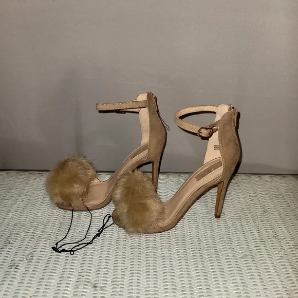 Brand new women's high heels open toes, faux fur design various sizes Natural - Picture 3 of 6